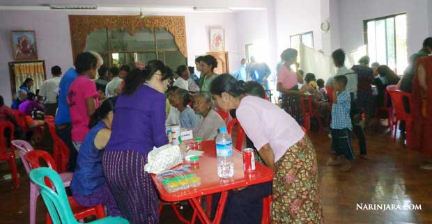 Patients Flock to Free Clinic in Sittwe