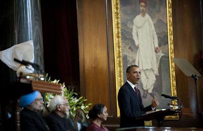 United States President Barack Obama (right) addresses the Indian Parliament in New Delhi on Monday, November 8, 2010. While he backed India for a permanent seat on the United Nations Security Council, recognising its rise as a great power in a victory for New Delhi’s foreign policy, he criticised the world’s largest democracy for its silence on the rights violations of the ruling Burmese junta. Photo AFP.