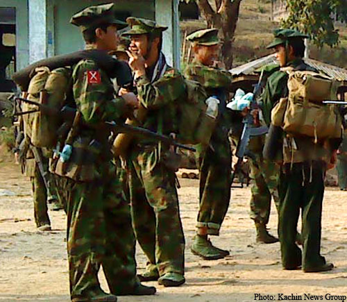 KIA soldiers are preparing for a possible offensive of Burmese troops in Kachin State, Northern Burma. Photo: Kachin News Group kachin_army_kachin_state