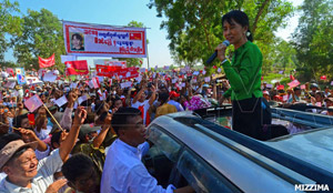 suu-kyi-campaigns-in-pathei