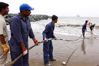 A submarine cable arriving in the land of Bangladesh. A submarine cable arriving in the land of Bangladesh.