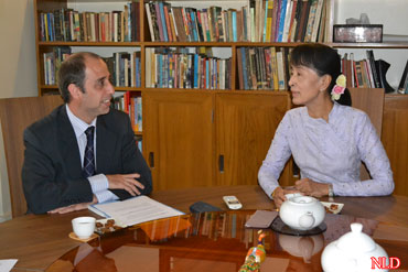 United Nations human rights envoy Tomas Ojea Quintana meets with Burmese opposition leader Aung San Suu Kyi at her  home in Rangoon on Thursday, August 2, 2012. The UN special rapporteur on Burma arrived on Sunday. He has visited Rakhine State and is scheduled to visit Kachin State on Friday. Photo: NLD 