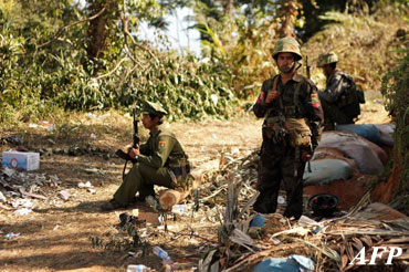 KIA-soldiers-at-Hka-Ya-mountain-in-Kachin_s.jpg