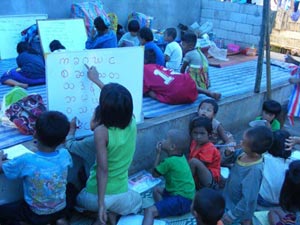 Refugee Children Refugee Children