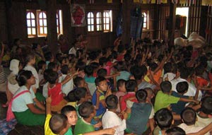 Refugee Children Refugee Children