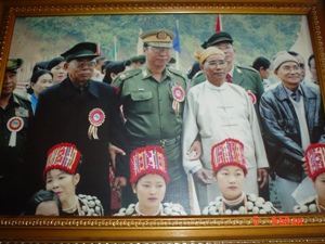 Left to right, KIO Vice-chairman Lt-Gen N'ban La Awng, former Northern Regional Commander of Burmese military junta Maj-Gen Ohn Myint and KIO Chairman Lamung Tu Jai.
