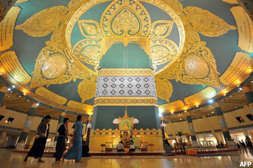 Naypyitaw, Burma's new capital, is the home of the newly completed Uppatasaniti Pagoda shown above. The remote city northeast of Rangoon was designed to house the country's new Parliament and government ministries. AFP PHOTO/Soe Than Win Uppatasaniti-Pagoda