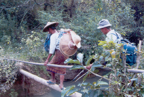 ကျေးလက်လူထု စစ်ဘေးဒုက္ခသည် (ဓါတ်ပုံ - သျှမ်းသဘာဝ)