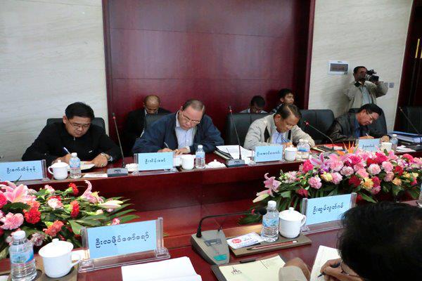 376112_332478490112672_100000515706939_1405378_366399453_n