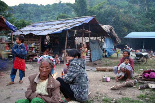 Kachin_displaced_peoples_health_at_risk_-_photo_phil_thornton_