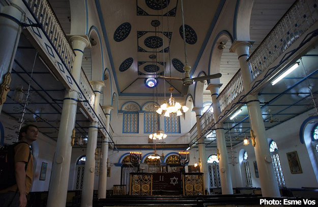 Esme Vos Musmeah-Yushua-3