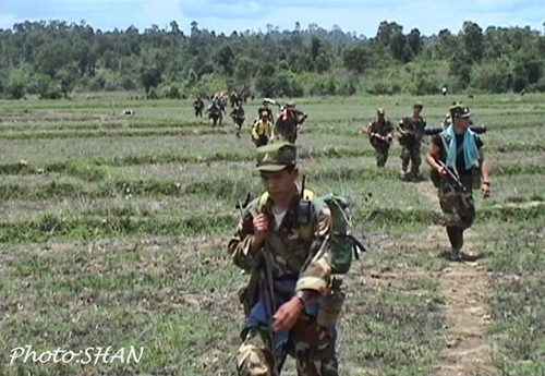 ရှမ်းပြည်တပ်မတော် SSA/SSPP ဓာတ်ပုံ-S.H.A.N. SSA-S_journey_in_Shan_State