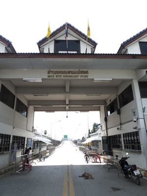 The Bridge without traveling after close (Photo-KIC stringer) bridge_close_-_its_a_dogs_life