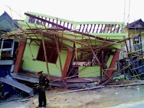 Damage was extensive after a strong earthquake devastated Talay, Shan State in March. (Photos by DVB) burma-quake-2