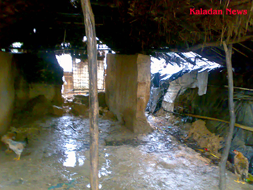 The heavy rain destroyed the mud wall of shack raindestory-10