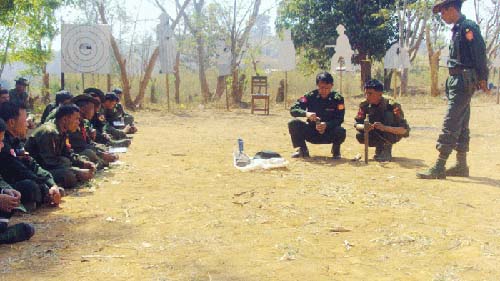 Burmese soldiers are being trained in using landmines. (Photo-KNPP) burmese-soldiers-are-being-trained-in-using-landmines