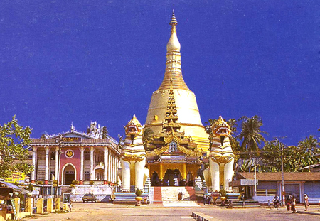 The famous Shwe Mawdaw Pagoda in Bago city Bago-Shwemawdaw