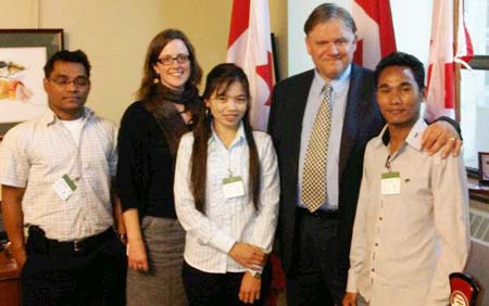 Tin Maung Htoo Facebook Tin-Maung-Htoo-Mi-Aie-Son