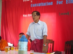 နိုင်ဟံသာ မိန့်ခွန်းပြောကြားစဉ်(Photo-IMNA) နိုင်ဟံသာ မိန့်ခွန်းပြောကြားစဉ်(Photo-IMNA)