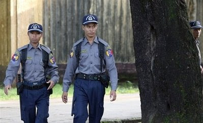 မြန်မာ့ရဲ မြန်မာ့ရဲ