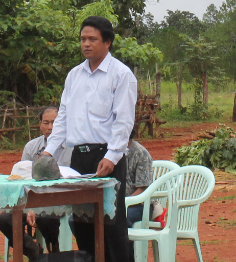 အုပ်ချုပ်ရေးမှူး ဦးဖိုးရယ်မှ မိန့်ခွန်းပြောကြားနေစဉ် (ဓါတ်ပုံ-ကေအဲန်ပီပီ)