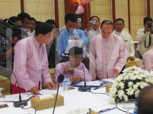 NMSP and peace representative of the Burmese government met in Moulmein NMSP and peace representative of the Burmese government met in Moulmein
