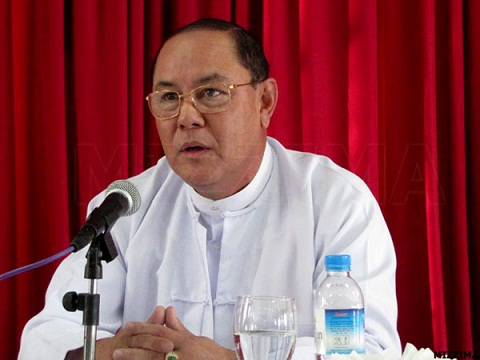 ပြည်ထောင်စုအဆင့်ငြိမ်းချမ်းရေး လုပ်ငန်းဖေါ်ဆောင်ရေး ကော်မတီ ဒုတိယ ဥက္ကဌ (၃) ဦးသိန်းဇော်( ဓါတ်ပုံ- မဇ္ဈိမ) ပြည်ထောင်စုအဆင့်ငြိမ်းချမ်းရေး လုပ်ငန်းဖေါ်ဆောင်ရေး ကော်မတီ ဒုတိယ ဥက္ကဌ (၃) ဦးသိန်းဇော်( ဓါတ်ပုံ- မဇ္ဈိမ)