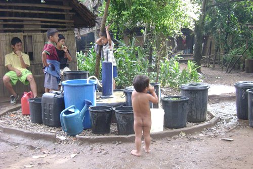 မယ်လ ဒုက္ခသည်စခန်း - ဓါတ်ပုံ-ကေအိုင်စီ မယ်လ ဒုက္ခသည်စခန်း - ဓါတ်ပုံ-ကေအိုင်စီ