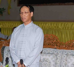 ဒုသမ္မတဒေါက်တာစိုင်းမောက်ခမ်း (ဓါတ်ပုံ-President Office) ဒုသမ္မတဒေါက်တာစိုင်းမောက်ခမ်း (ဓါတ်ပုံ-President Office)