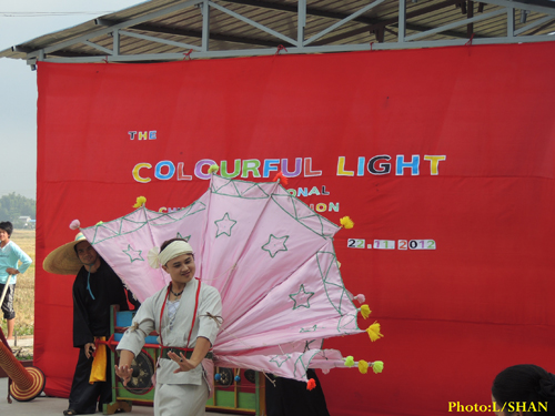 နမ့်ခမ်းမြို့နယ် နိုင်ငံတကာ ကလေးပန်းချီအနုပညာပြပွဲဖွင့်ပွဲအခမ်းအနား နမ့်ခမ်းမြို့နယ် နိုင်ငံတကာ ကလေးပန်းချီအနုပညာပြပွဲဖွင့်ပွဲအခမ်းအနား