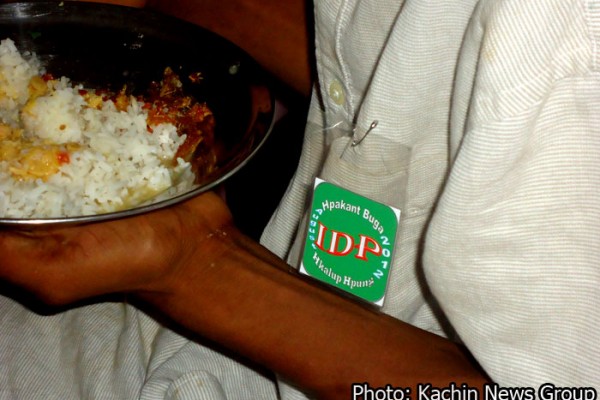 ဖါးကန့် ကချင်နှစ်ခြင်းအသင်းတော်တွင် ခိုလှုံနေသော စစ်ပြေးတဦး။ ဓါတ်ပုံ - ကချင်သတင်းဌာန ဖါးကန့် ကချင်နှစ်ခြင်းအသင်းတော်တွင် ခိုလှုံနေသော စစ်ပြေးတဦး။ ဓါတ်ပုံ - ကချင်သတင်းဌာန