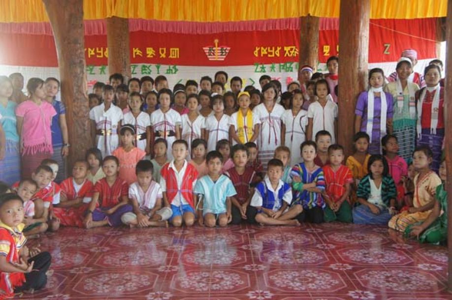 ကြက်ယက်စာ သင်တန်း ဆင်းပွဲ