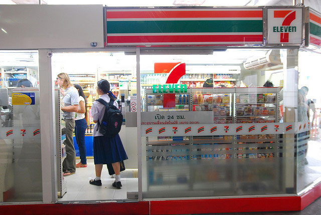 if8 / Flickr) 7-Eleven-in-Thailand