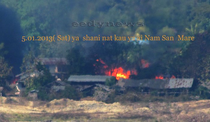 မြန်မာအစိုးရတပ် စခက(၃)လက်အောက်ခံတပ်များ ဂျန္နဝါရီလ ၅ ရက်နေ့က မြစ်ကြီးနား-လိုင်ဇာ ကားလမ်းပေါ်ရှိ နန်ဆန်ယန်ကျေးရွာအား မီးရှို့ဖျက်ဆီး စဉ် (ဓါတ်ပုံ- Jade Land) မြန်မာအစိုးရတပ် စခက(၃)လက်အောက်ခံတပ်များ ဂျန္နဝါရီလ ၅ ရက်နေ့က မြစ်ကြီးနား-လိုင်ဇာ ကားလမ်းပေါ်ရှိ နန်ဆန်ယန်ကျေးရွာအား မီးရှို့ဖျက်ဆီး စဉ် (ဓါတ်ပုံ- Jade Land)