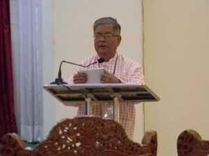 စာတမ်းတင်သွင်းဖတ်ကြားခဲ့သူနိုင်မောင်တိုး(IMNA) စာတမ်းတင်သွင်းဖတ်ကြားခဲ့သူနိုင်မောင်တိုး(IMNA)