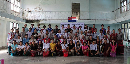 ကရင်အမျိုးသားများ သဟာယ အသင်းက ဦးဆောင်ကျင်းပသည့် ပထမအကြိမ် ရန်ကုန်တိုင်းဒေသကြီး ကရင် လူငယ်များတွေ့ဆုံပွဲအခမ်းအနားပုံ ကရင်အမျိုးသားများ သဟာယ အသင်းက ဦးဆောင်ကျင်းပသည့် ပထမအကြိမ် ရန်ကုန်တိုင်းဒေသကြီး ကရင် လူငယ်များတွေ့ဆုံပွဲအခမ်းအနားပုံ