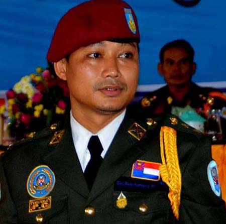 KNU/KNLA-PC အဖွဲ့မှ ဗိုလ်မှူးကြီး တိုက်ဂါး (ခ) စောအယ်လ်ကော်ထူး KNU/KNLA-PC အဖွဲ့မှ ဗိုလ်မှူးကြီး တိုက်ဂါး (ခ) စောအယ်လ်ကော်ထူး