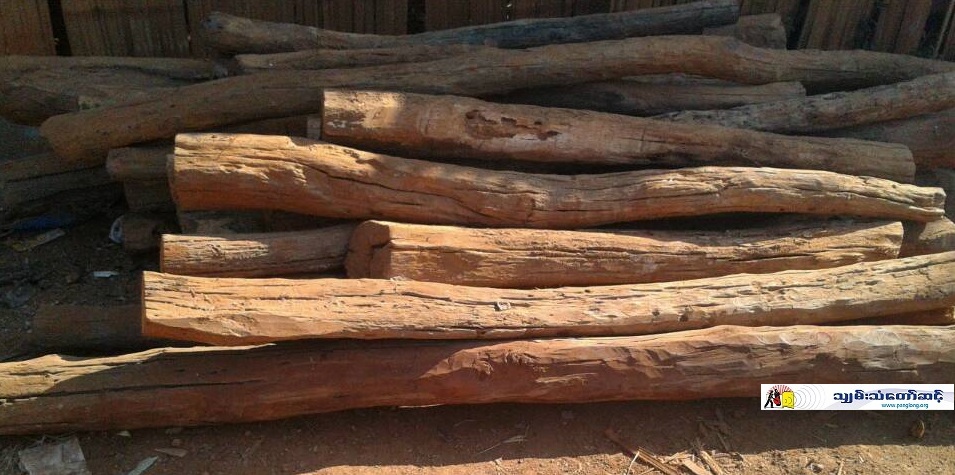 တရုတ်လောပန်းထံရောင်းချမည့် တာမလန်းခြံစည်းရိုးတိုင်ဟောင်းများ တရုတ်လောပန်းထံရောင်းချမည့် တာမလန်းခြံစည်းရိုးတိုင်ဟောင်းများ