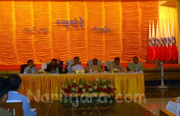 ဓါတ်ပုံ- လင်းမြတ် (နိရဥ္စရာ) ဓါတ်ပုံ- လင်းမြတ် (နိရဥ္စရာ)