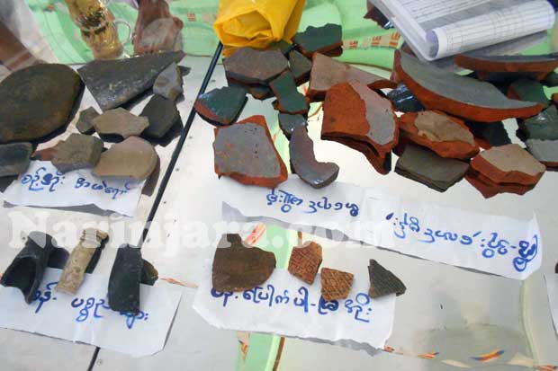 ဆရာတော် ကေသာရ ကောက်ယူလာခဲ့သော ရှေးဟောင်း ယဉ်ကျေးမူလက်ရာ အပိုင်းအစများ ( ဓါတ်ပုံ- နိရဥ္စရာ) ဆရာတော် ကေသာရ ကောက်ယူလာခဲ့သော ရှေးဟောင်း ယဉ်ကျေးမူလက်ရာ အပိုင်းအစများ ( ဓါတ်ပုံ- နိရဥ္စရာ)