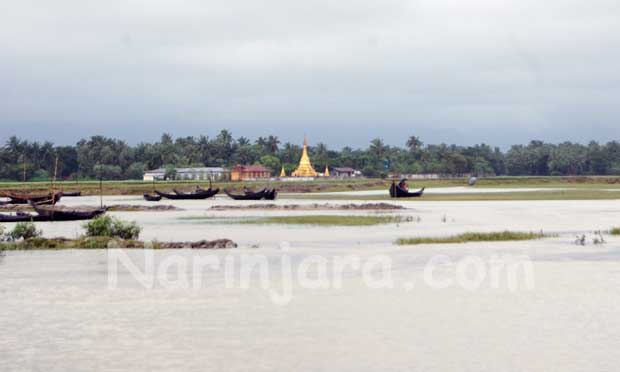 အောင်ဗလရွာအား အဝေးမှ မြင်ရစဉ်။ အောင်ဗလရွာအား အဝေးမှ မြင်ရစဉ်။