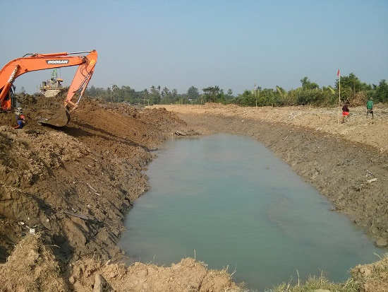 ယခုလက်ရှိ တူးဖော်နေသည့် ချောင်းတောင်တူးမြောင်း(IMNA) 121