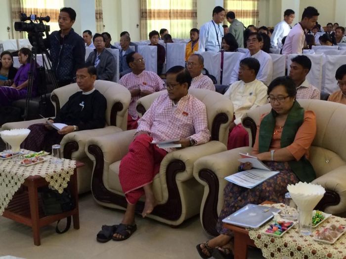 Nai Hongsa at the CBOs and Peace Process Forum Nai Hongsa at the CBOs and Peace Process Forum