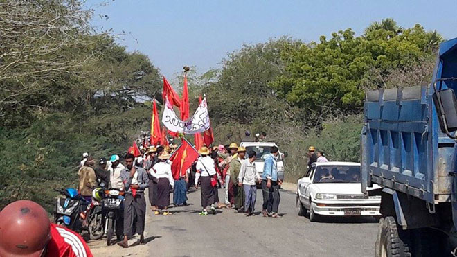 Student-Strike-Myingyan-04