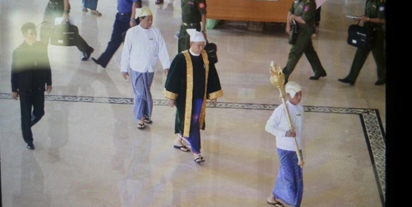 လွှတ်တော်အမတ်များ မလျော်သြဇာသုံးသည့် သဘောမျိုးမသက်ရောက်စေဖို ့ သတိကြီးစွားထားရန် အမျိုးသားလွှတ်တော် ဥက္ကဋ္ဌပြော