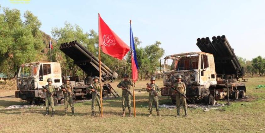 ဓါတ်ပုံ - ပုံဟောင်း