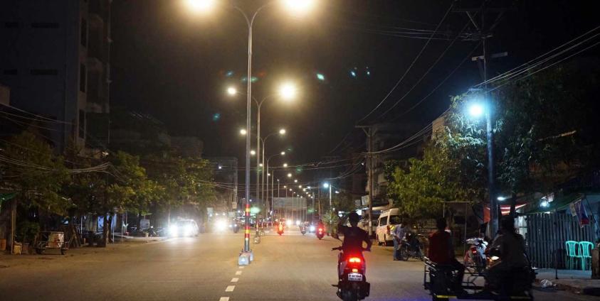 ဓာတ်ပုံ - (DMG) ဘင်္ဂလားဒေ့ရှ်နယ်စပ်တွင် တွေ့ရသည့် AA တပ်ဖွဲ့ဝင်တစ်ဦး။