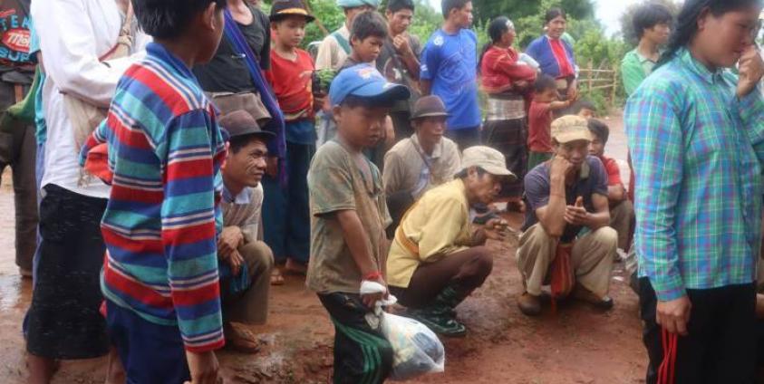 ဓါတ်ပုံ - Mai A Naing