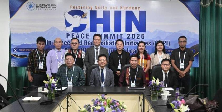 အိုက်ဇောလ်မြို့တွင် ချင်းတော်လှန်ရေးအဖွဲ့များ တွေ့ဆုံပွဲမြင်ကွင်း။