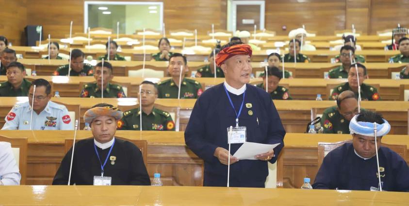 ဓါတ်ပုံ - ဟိုပုံးမြို့နယ် မဲဆန္ဒနယ်အမှတ် (၂) မှ ပြည်နယ်လွှတ်တော်ကိုယ်စားလှယ် ဦးခွန်ဒီဂေါလ်